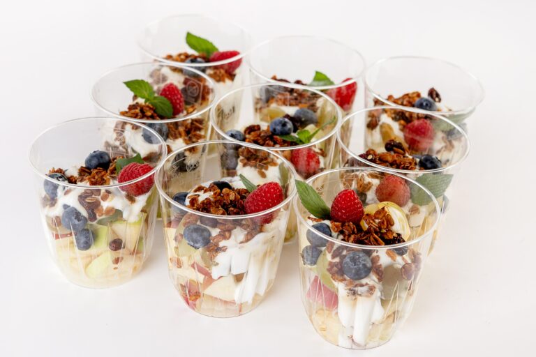 zestaw kubkow sniadaniowych